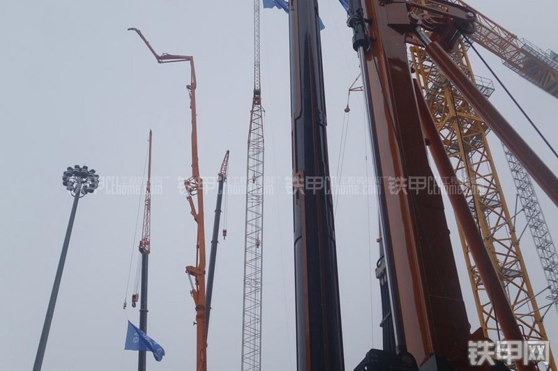 中联重科ZR330旋挖钻局部