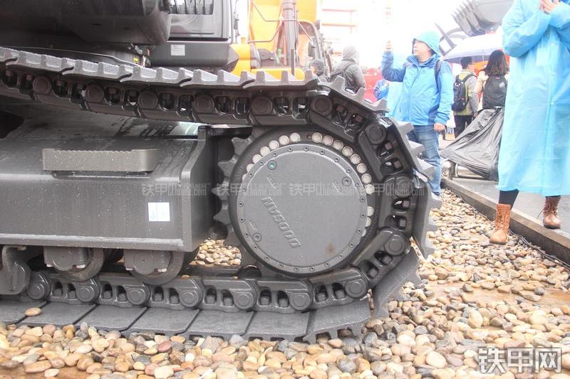 迪万伦DX380LC-9C挖掘机局部