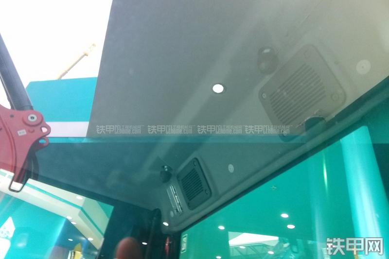 久保田KX155-5挖掘机局部