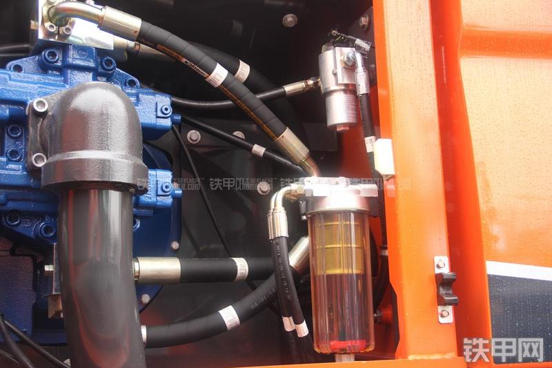 迪万伦DX380LC-9C挖掘机局部