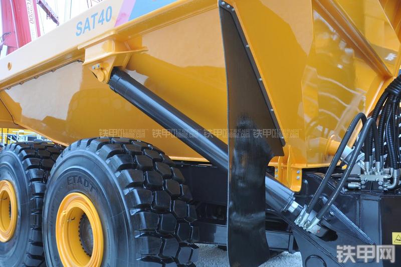三一重工SAT40非公路自卸车局部