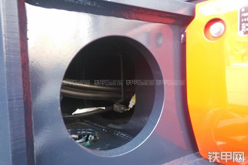 久保田KX155-5挖掘机局部