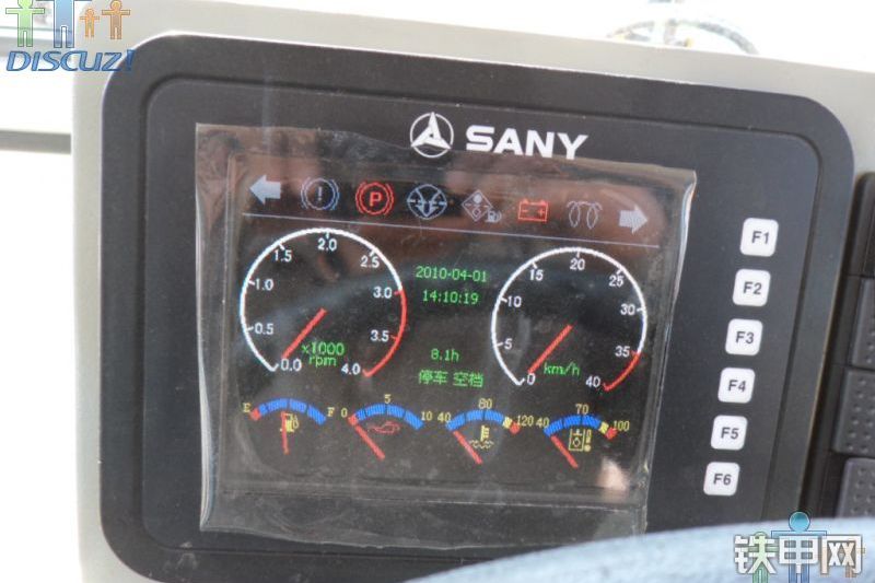 三一重工PQ190C平地机整机外观