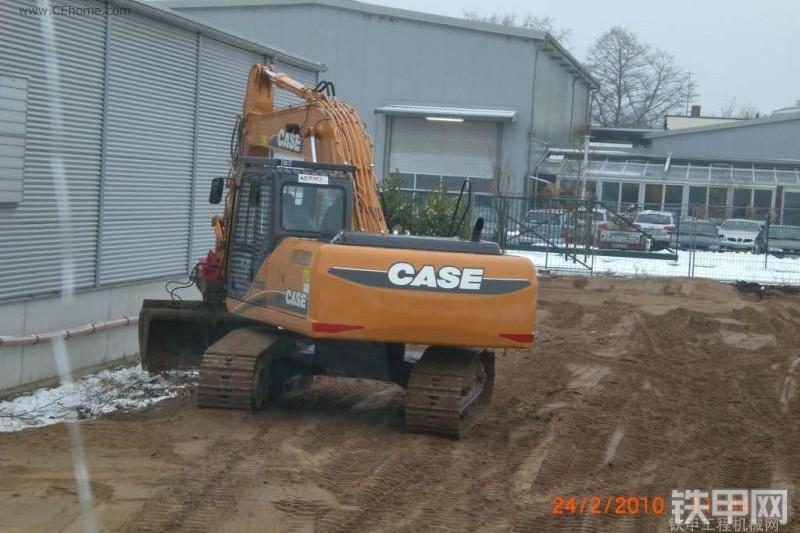 凯斯CX210B Hybrid 混合动力挖掘机整机外观