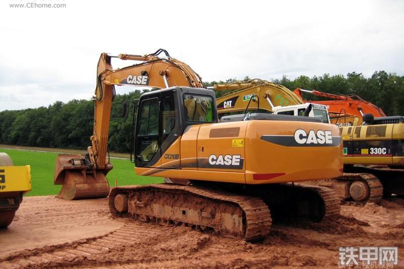 凯斯CX210B Hybrid 混合动力挖掘机整机外观