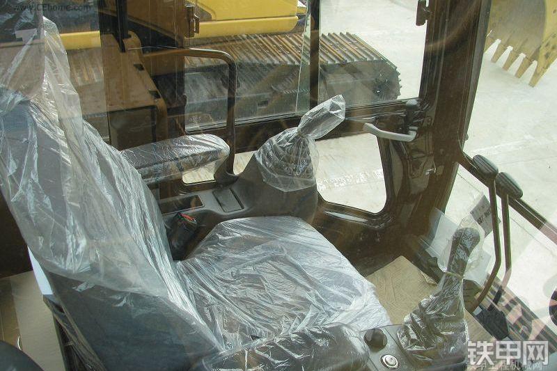 卡特彼勒315DL挖掘机局部