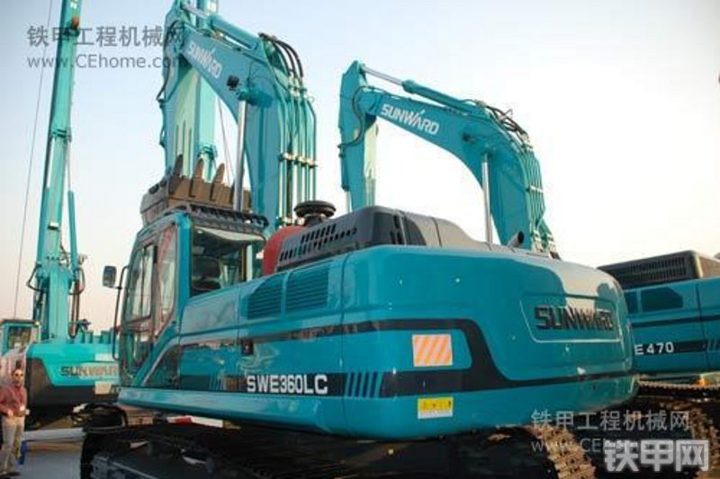 山河智能SWE360LC挖掘机整机外观