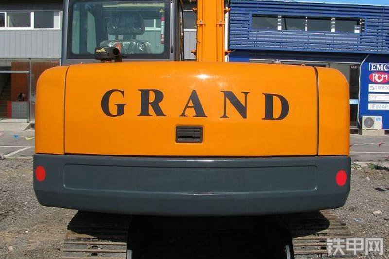 格瑞德GME85挖掘机整机外观