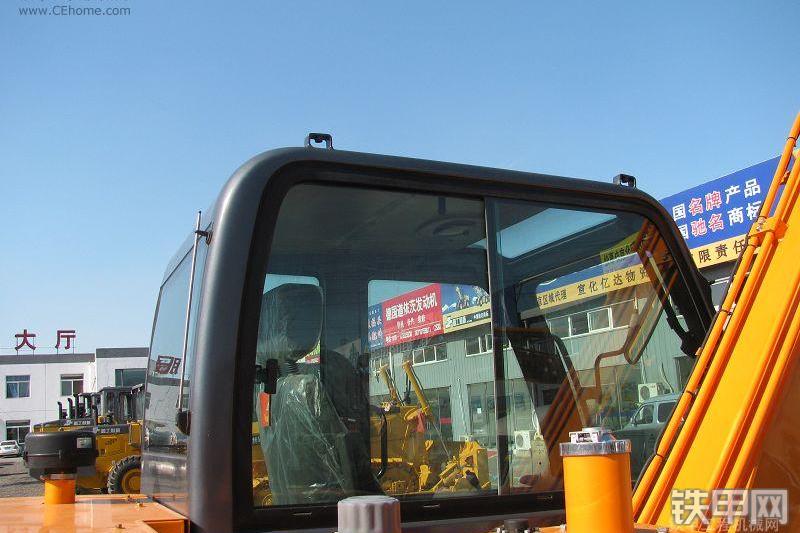 格瑞德GME85挖掘机整机外观