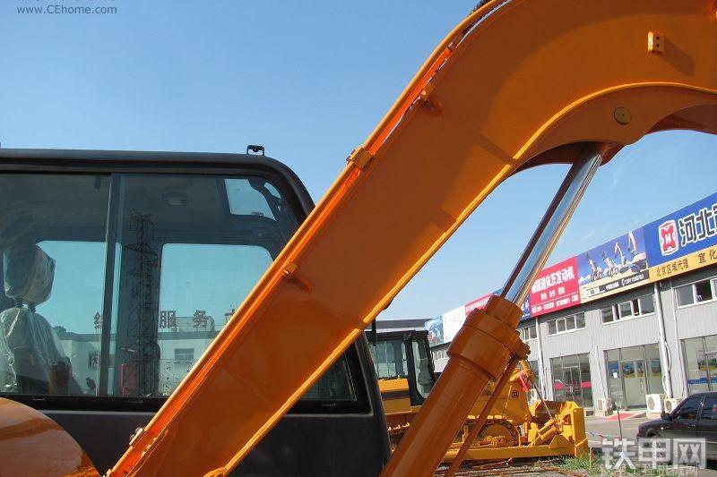 格瑞德GME85挖掘机整机外观
