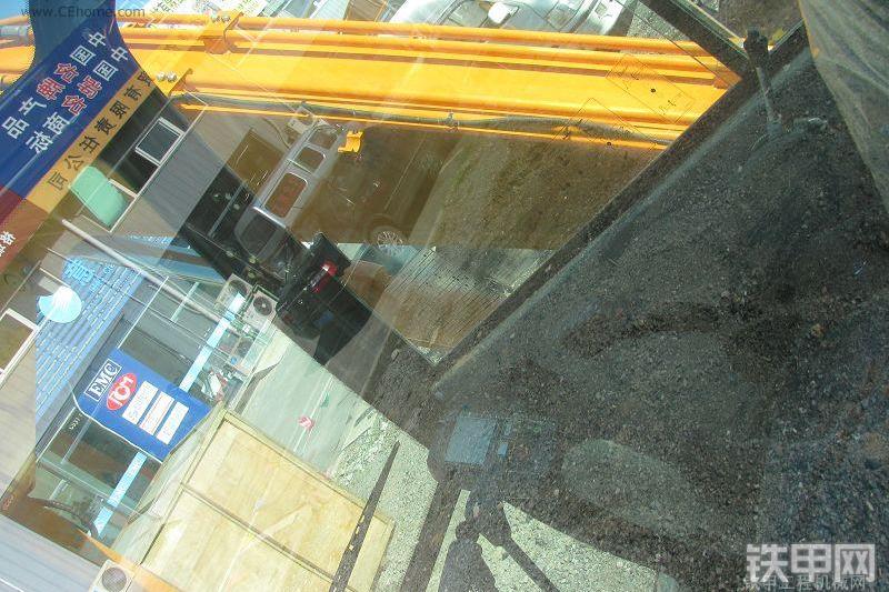 格瑞德GME85挖掘机整机外观