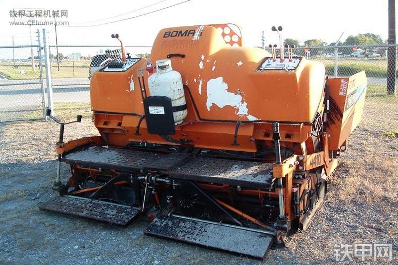 宝马格4410/4420沥青摊铺机整机外观