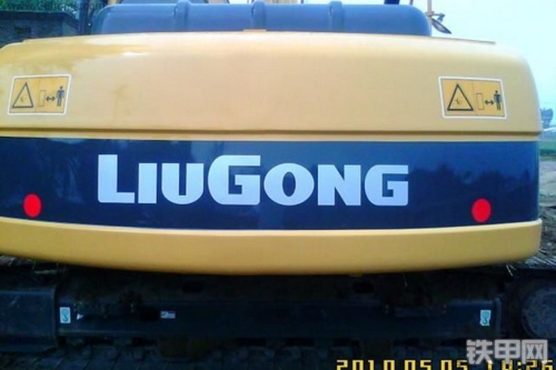 柳工CLG925LC挖掘机整机外观