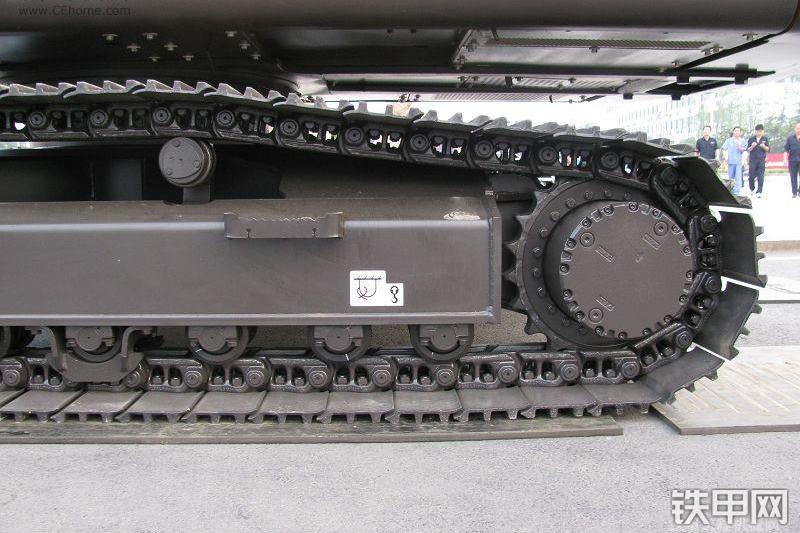 三一重工SY215C-8挖掘机整机外观