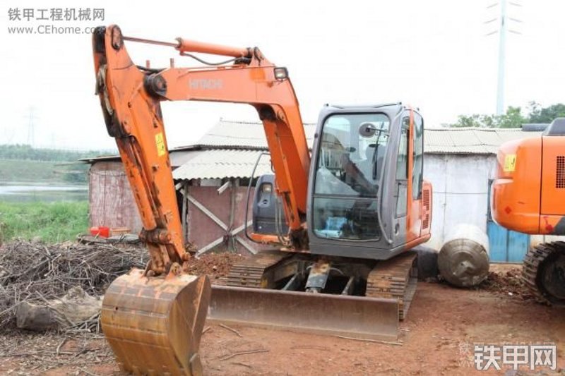 日立ZX60挖掘机整机外观