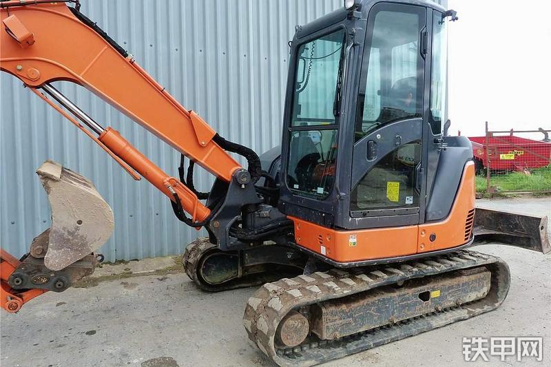 日立ZX60USB-3挖掘机整机外观