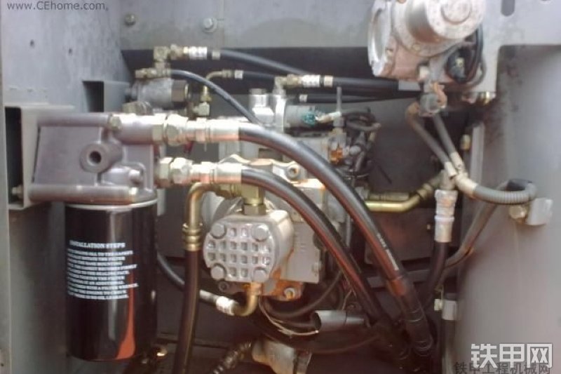 日立ZX120进口挖掘机整机外观