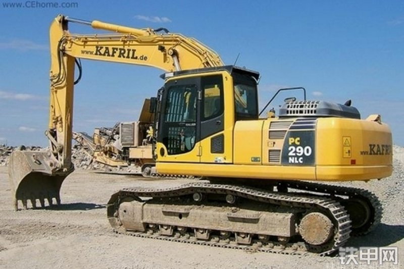 小松PC290LC-8挖掘机整机外观