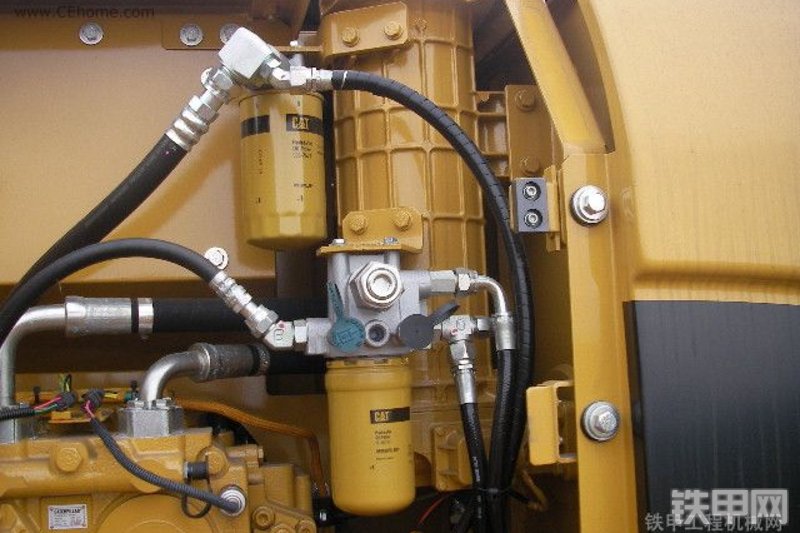 卡特彼勒320D液压挖掘机局部