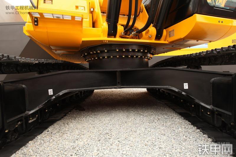 杰西博JS360LC挖掘机整机外观