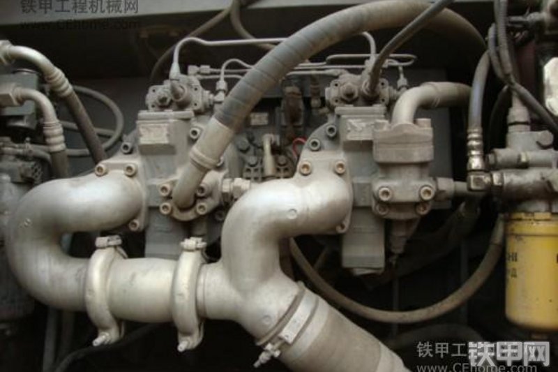 日立ZX360H-3挖掘机整机外观