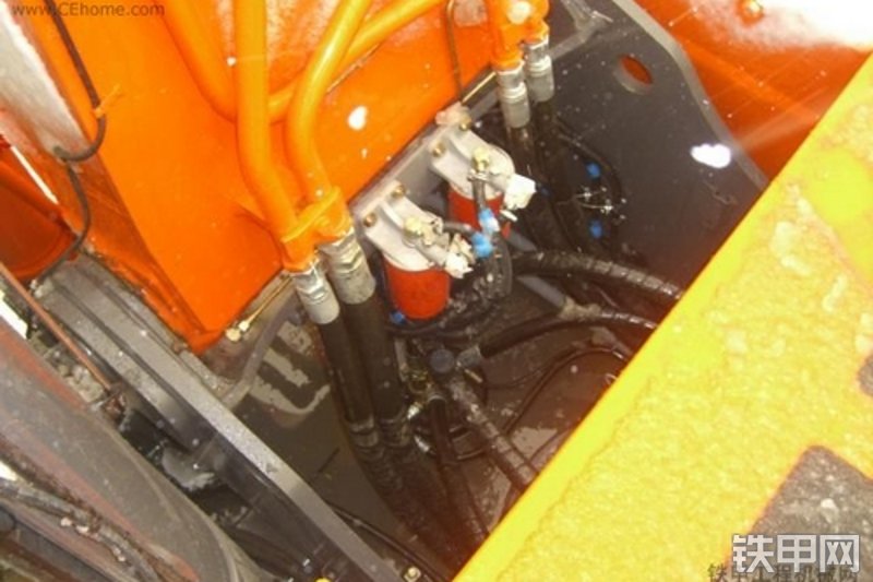 日立ZX360H-3G挖掘机整机外观