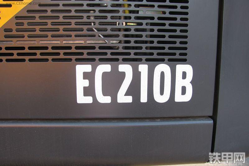 沃尔沃EC210B挖掘机局部
