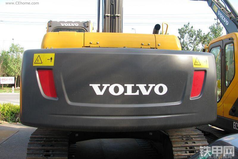沃尔沃EC210B挖掘机局部