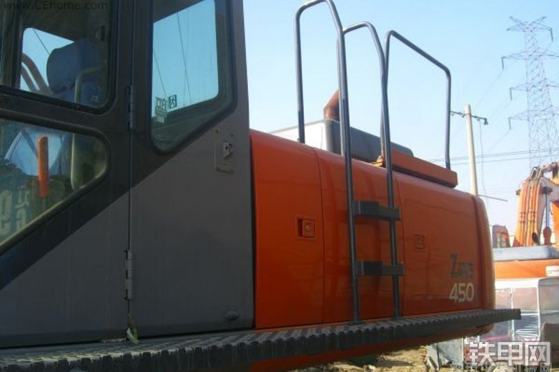 日立ZX450H挖掘机局部