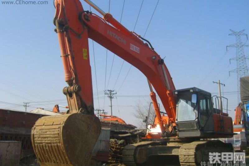 日立ZX450H挖掘机整机外观