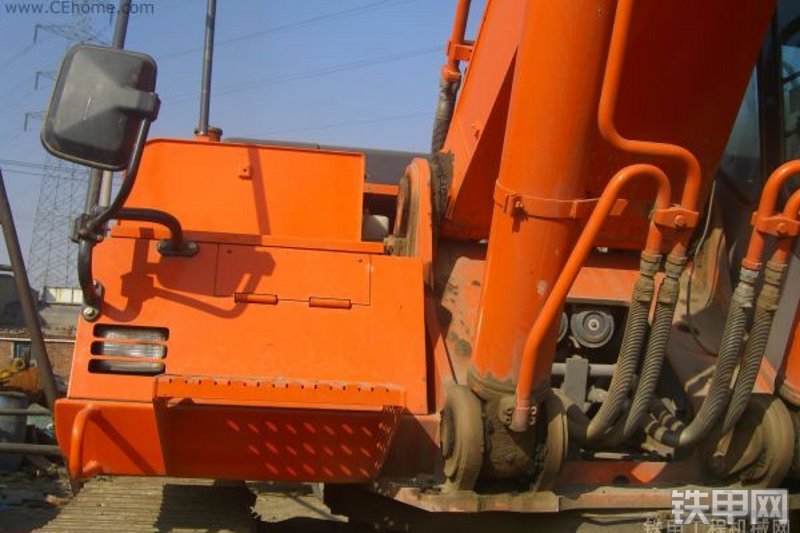 日立ZX450H挖掘机局部