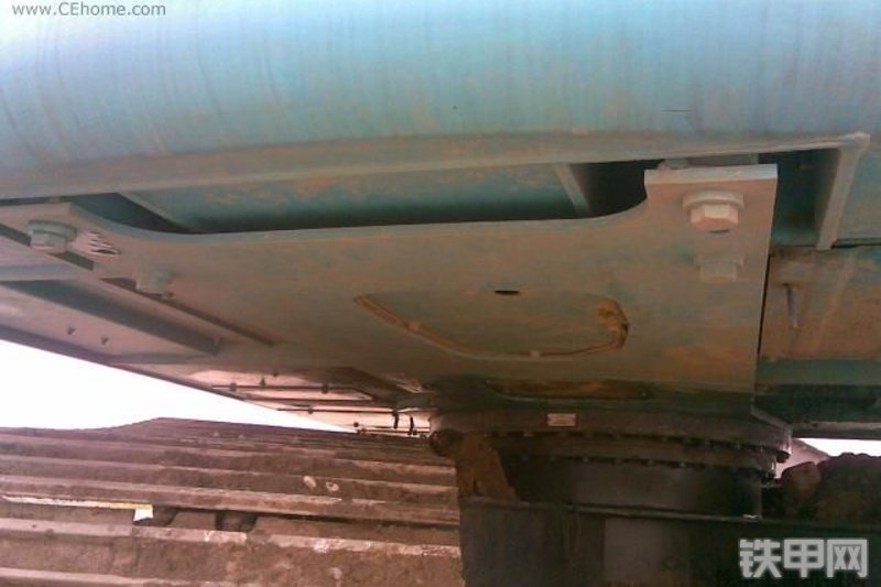 神钢SK200-8短臂挖掘机整机外观