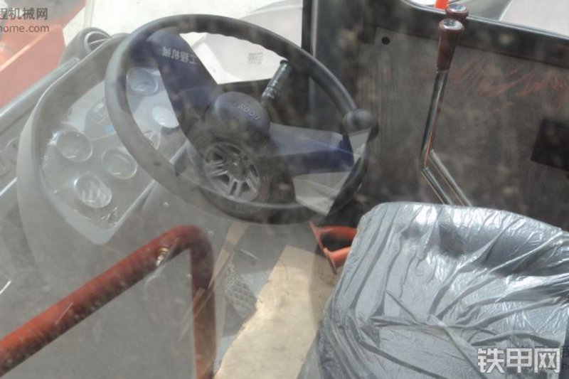 迪万伦DL503装载机整机外观