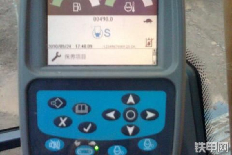 龙工LG6215挖掘机整机外观