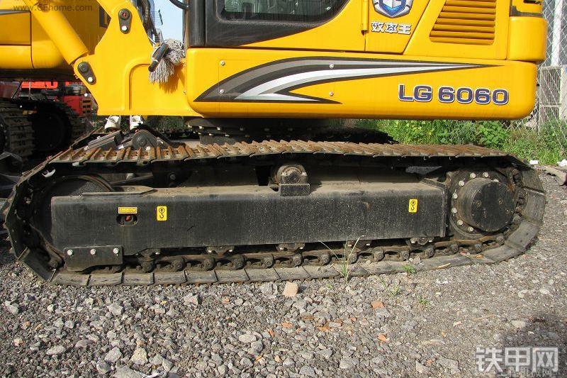 龙工LG6060挖掘机整机外观