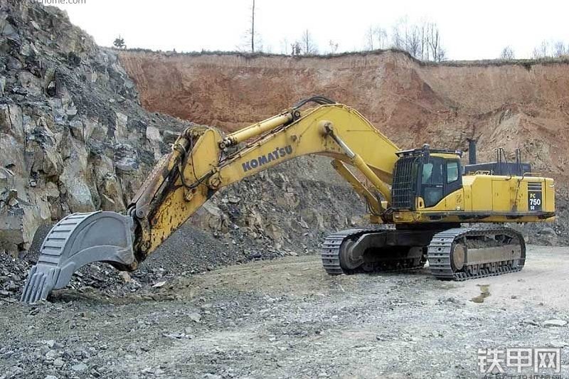 小松PC750SE-7挖掘机整机外观