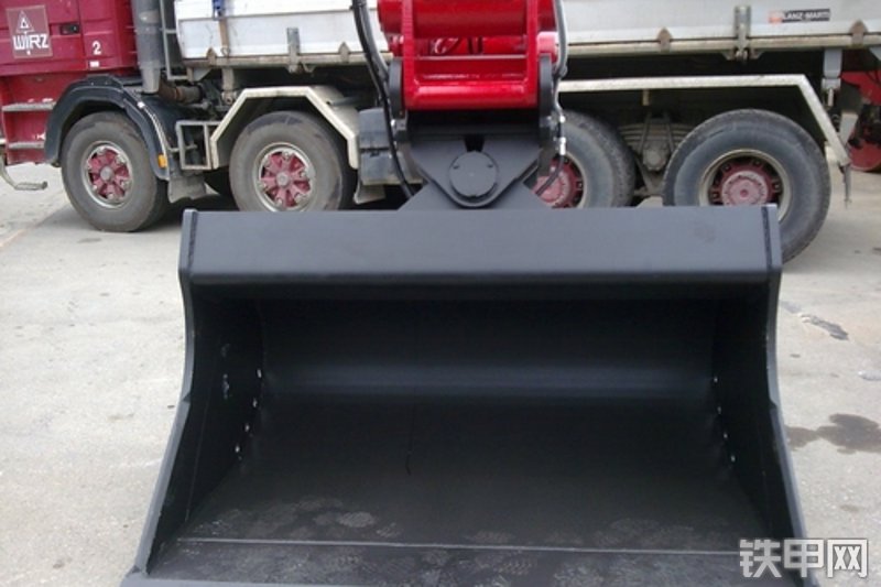 卡特彼勒324D挖掘机局部