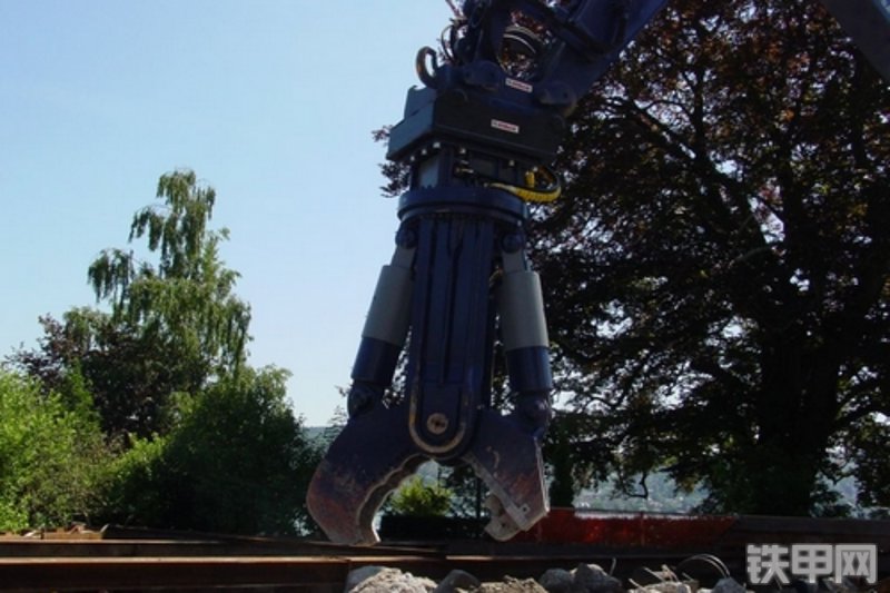 卡特彼勒324D挖掘机局部