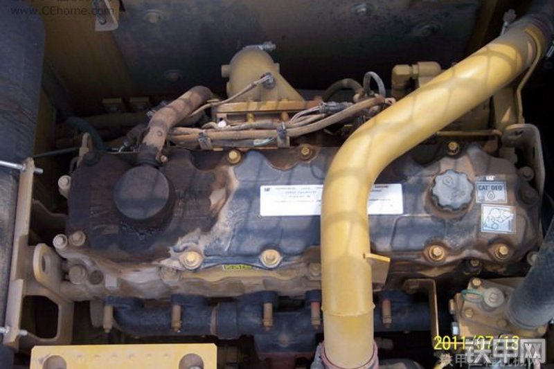 卡特彼勒324D挖掘机局部