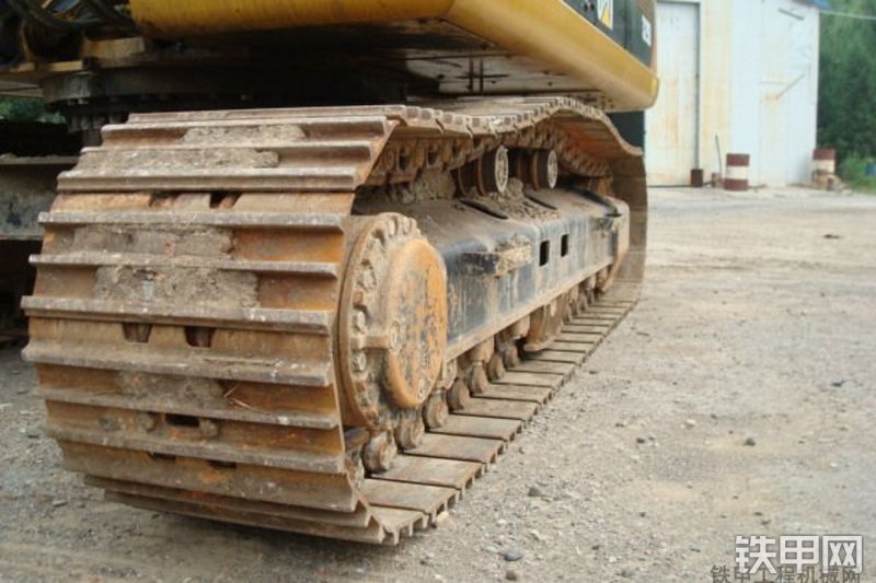 卡特彼勒329D挖掘机局部