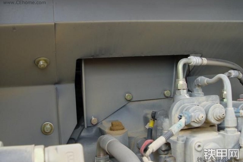 日立ZX230挖掘机整机外观