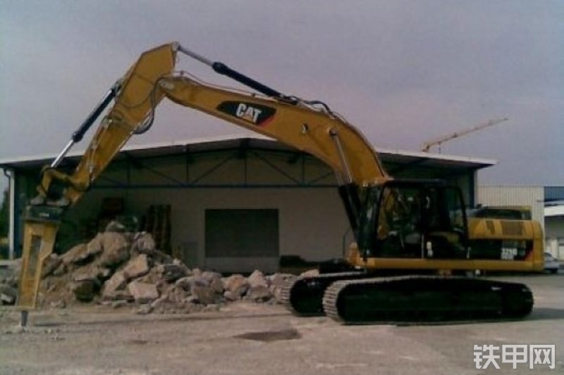 卡特彼勒329DL挖掘机整机外观