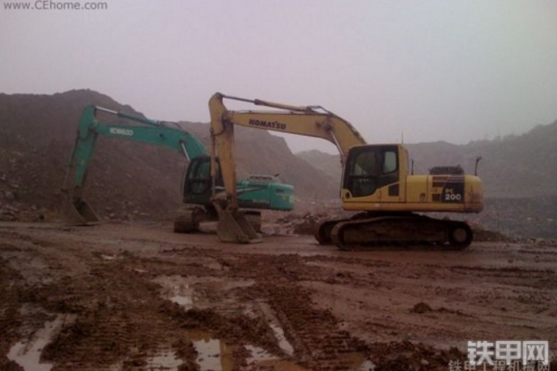 日立ZX450挖掘机整机外观