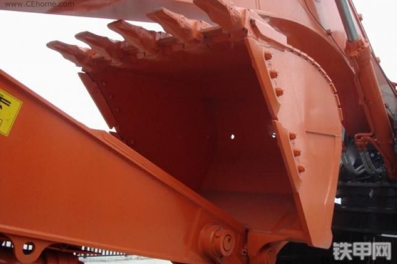 日立ZX470H-3挖掘机整机外观