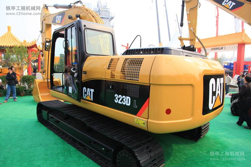 卡特彼勒323dl挖掘机