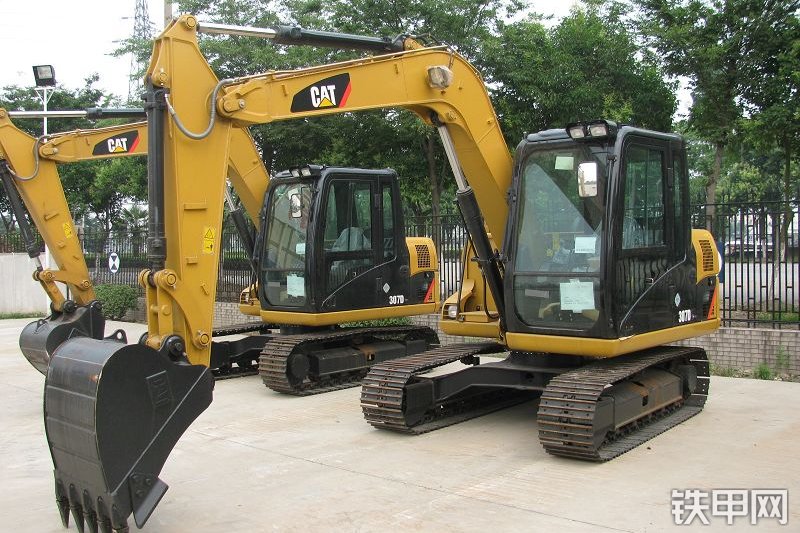 卡特彼勒307D液压挖掘机整机外观