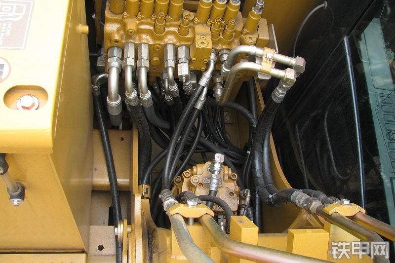 卡特彼勒307D液压挖掘机局部