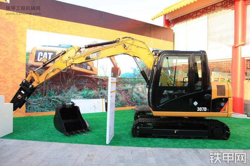 卡特彼勒307D液压挖掘机整机外观
