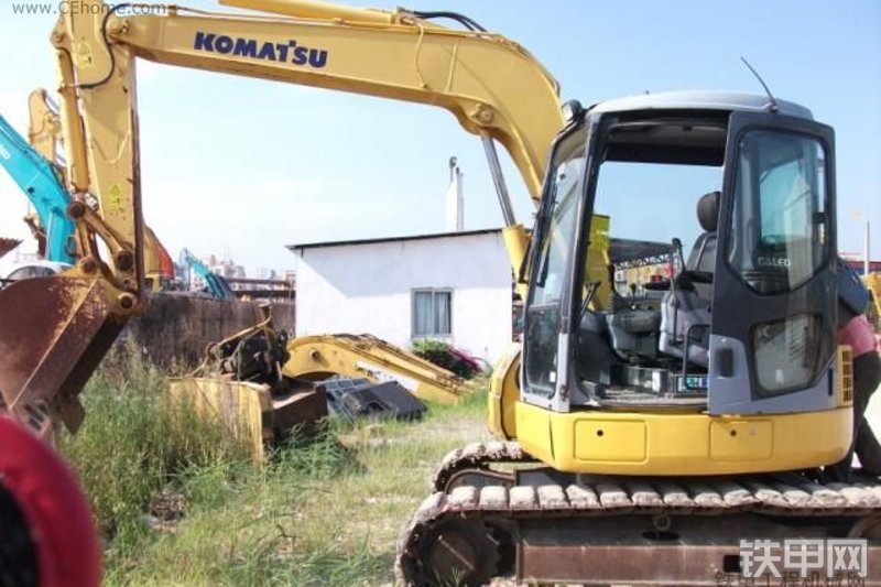 小松PC78US-6挖掘机整机外观