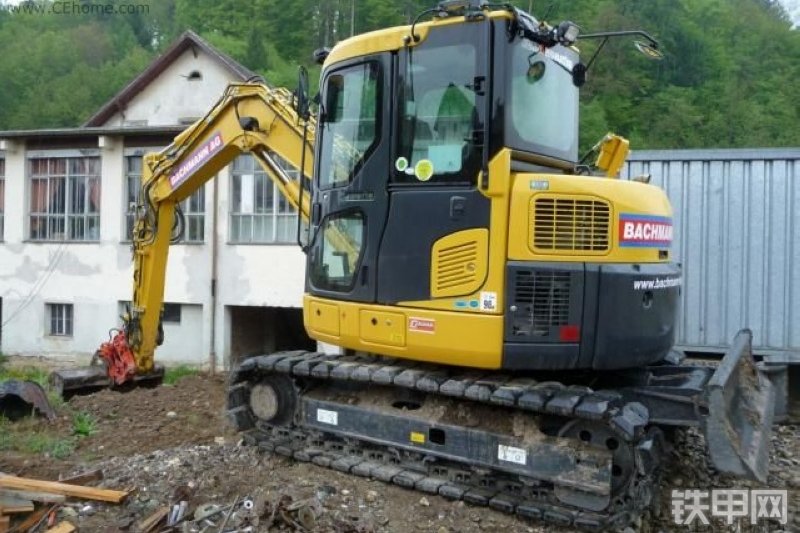 小松PC88MR-8挖掘机整机外观